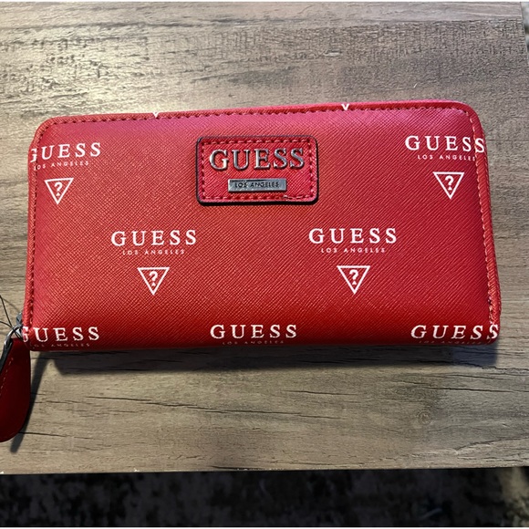 Guess Handbags - NWT GUESS WALLET